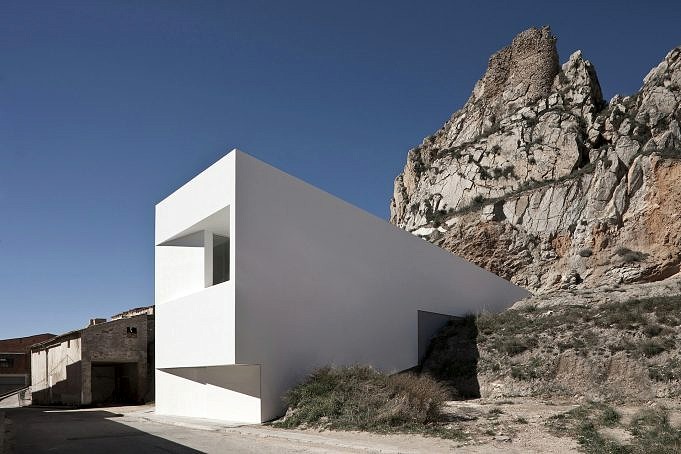 Casa In Montagna / Fran Silvestre Arquitectos